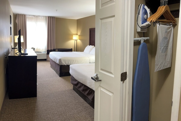 Room, 2 Queen Beds, Non Smoking | Desk, blackout drapes, iron/ironing board, WiFi (free)