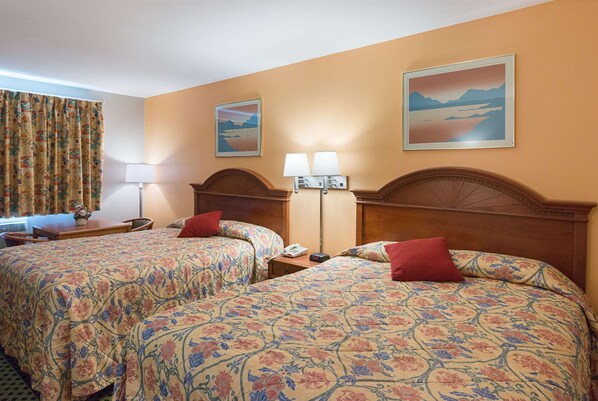 Iron/ironing board, free WiFi, bed sheets