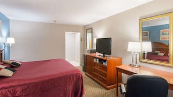 Standard Room, 1 King Bed, Non Smoking | Iron/ironing board, free WiFi, bed sheets