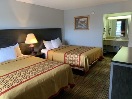 Travelodge by Wyndham Pigeon Forge - Image 40