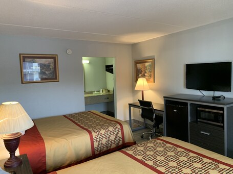 Travelodge by Wyndham Pigeon Forge - Image 30