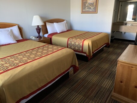 Travelodge by Wyndham Pigeon Forge - Image 37