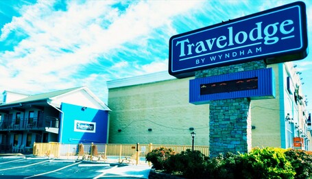 Travelodge by Wyndham Pigeon Forge - Image 18