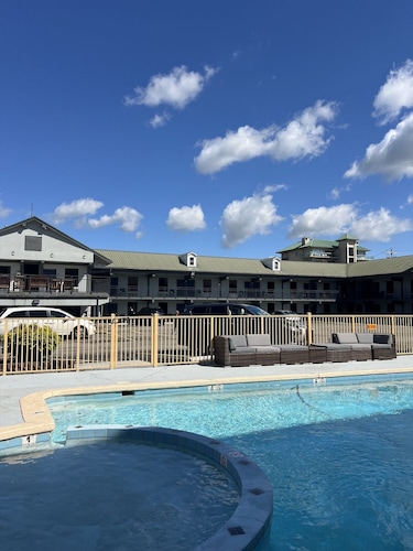 Pigeon Forge Parkway Inn