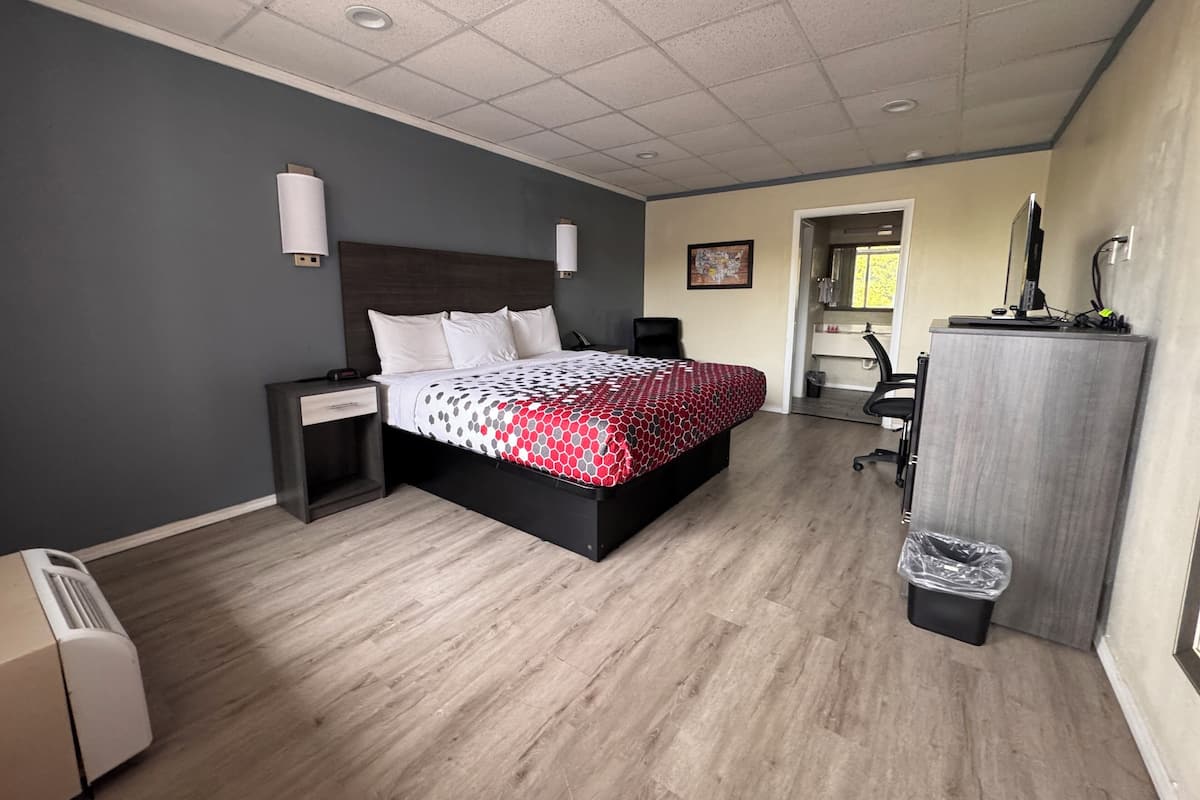 Chambre, 1 trĂšs grand lit, non-fumeur | AccĂšs au Wi-Fi (inclus), literie fournie