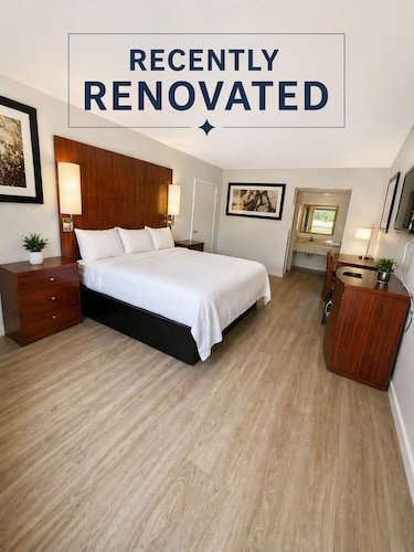 American Inn and Suites