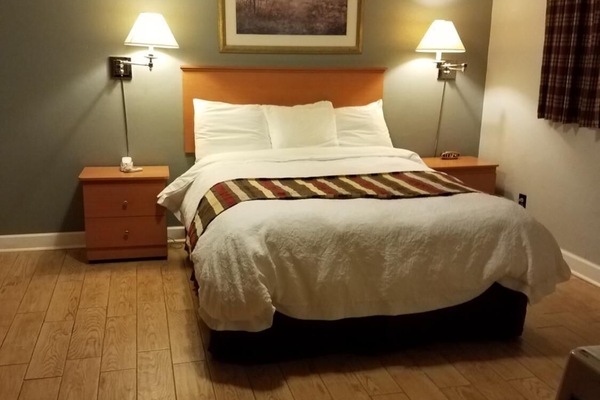 Standard Room | Free WiFi, bed sheets