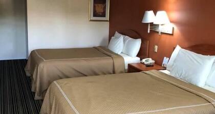 Scottish Inn & Suites