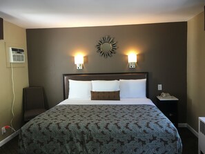 1 habitación, escritorio, wifi gratis y ropa de cama 