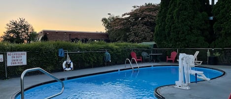 Seasonal outdoor pool