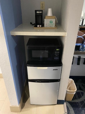 Fridge, microwave, coffee/tea maker