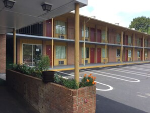 Exterior - Royal Inn Motel (Front Royal)