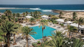 2 outdoor pools, pool umbrellas, pool loungers