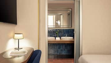 Literie de qualité supérieure, couette en duvet d'oie, minibar