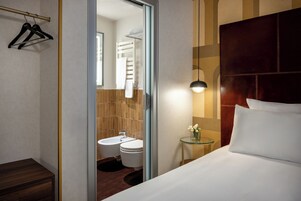 Superior Single Room | Bathroom | Shower, designer toiletries, hair dryer, bathrobes
