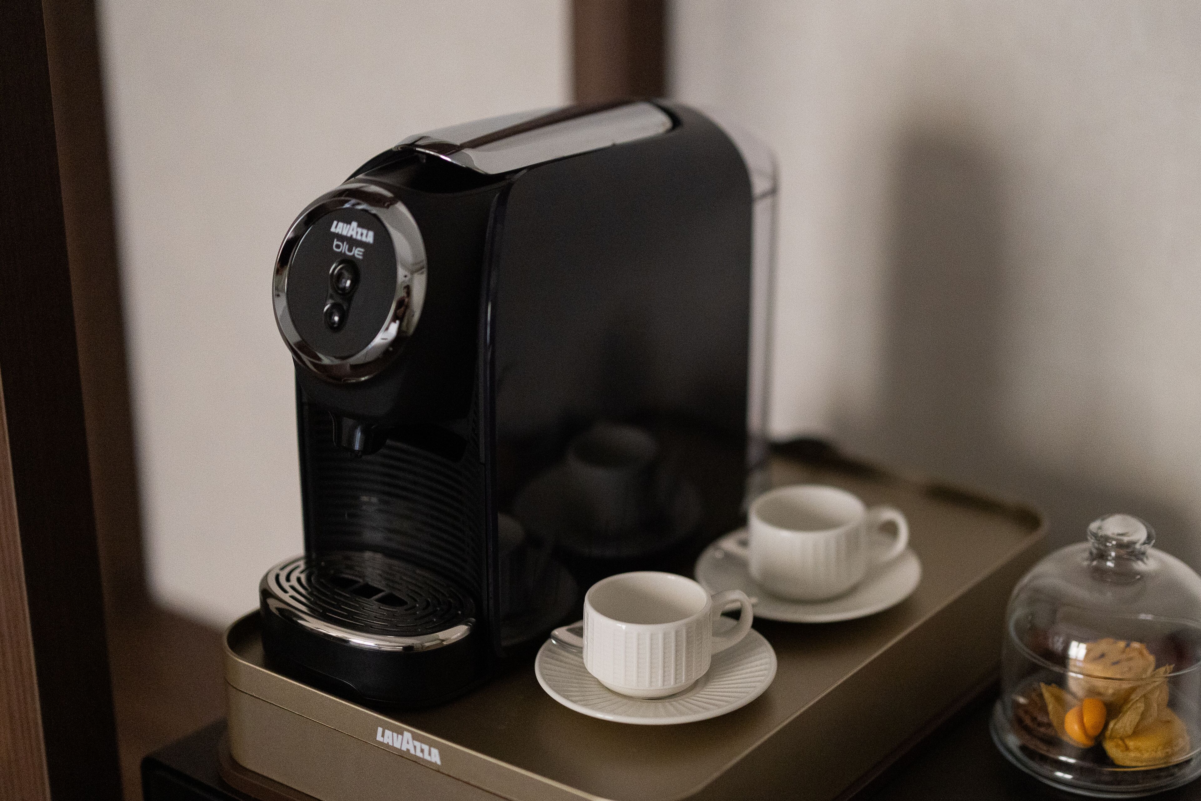 superior room, 1 queen bed | premium bedding, down duvets, in-room safe, individually furnished