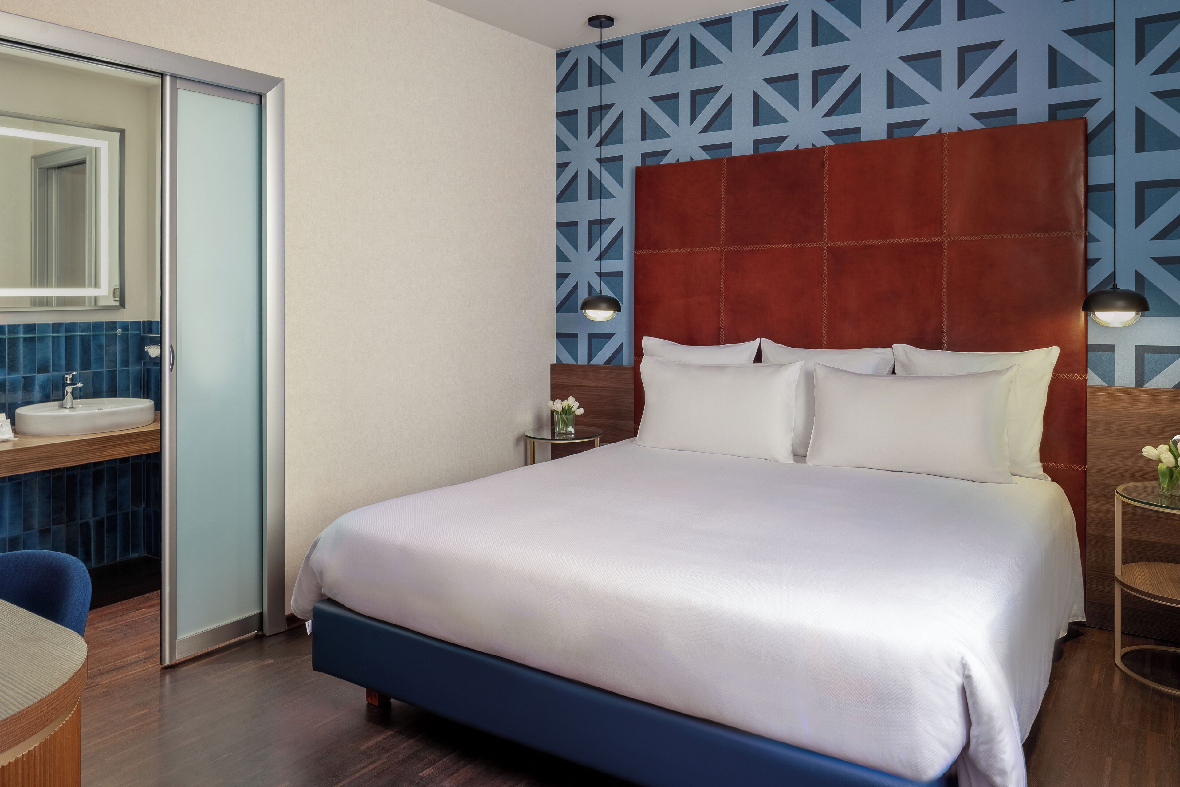 Premium bedding, down duvets, minibar, in-room safe