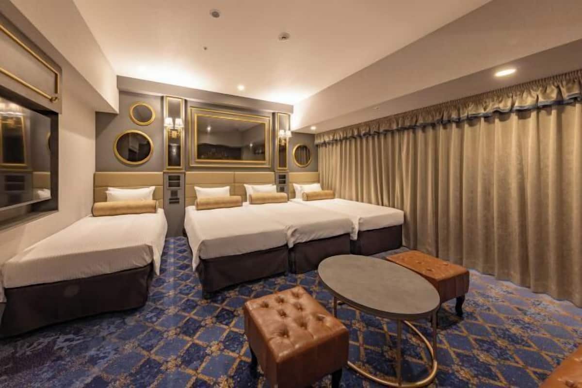 In-room safe, blackout curtains, bed sheets, alarm clocks