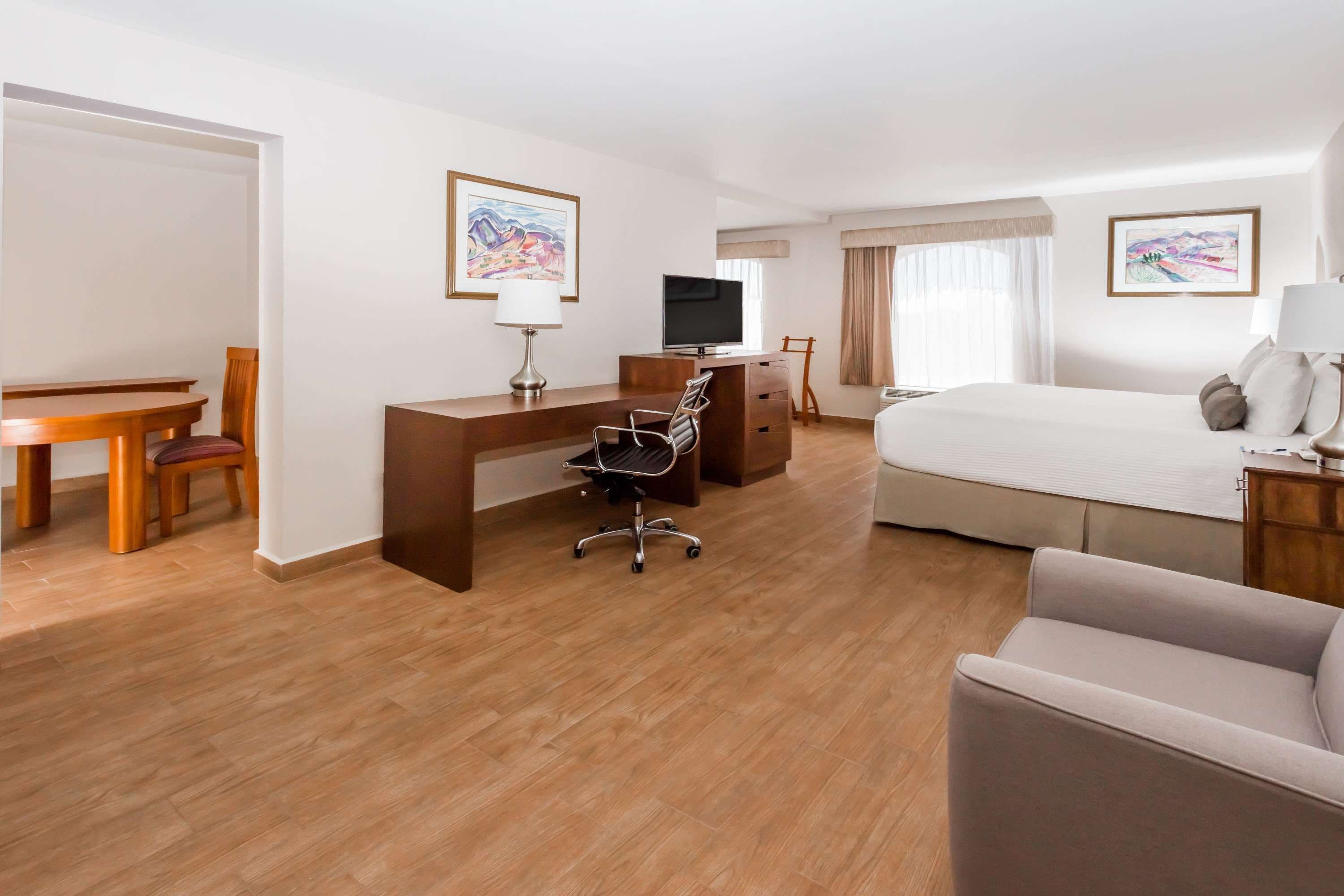 premium bedding, down duvets, in-room safe, individually decorated