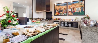 Baymont Inn and Suites Lazaro Cardenas