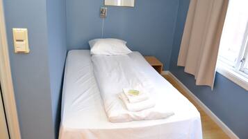 Escrivaninha, Wi-Fi de cortesia, roupa de cama