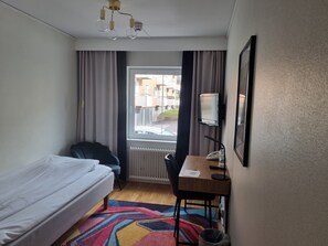 Standard Single Room | Desk, iron/ironing board, free WiFi, bed sheets