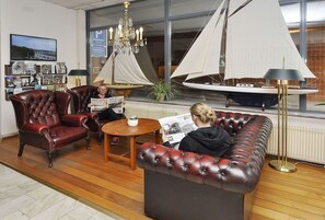 Sala de estar en el lobby
