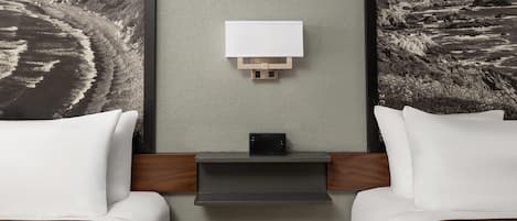 Camera Standard, 2 letti queen | Wi-Fi gratuito, lenzuola, orologio con sveglia