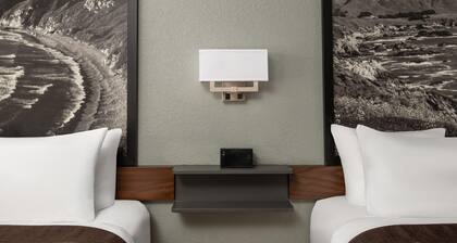 Super 8 by Wyndham Fort Bragg