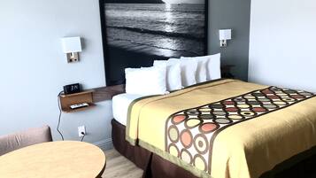 Standard Room, 1 Queen Bed