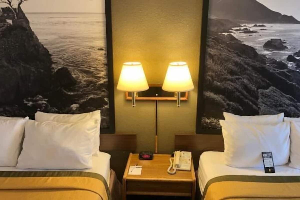 Free WiFi, bed sheets, alarm clocks