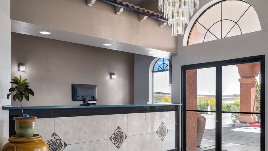 Travelodge by Wyndham Tucson AZ