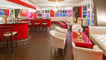Petit déjeuner buffet (18.9 EUR par personne)