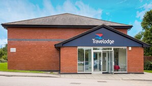 Unclassified image, 2 of 25, button - Travelodge Aberdeen Bucksburn (Aberdeen)
