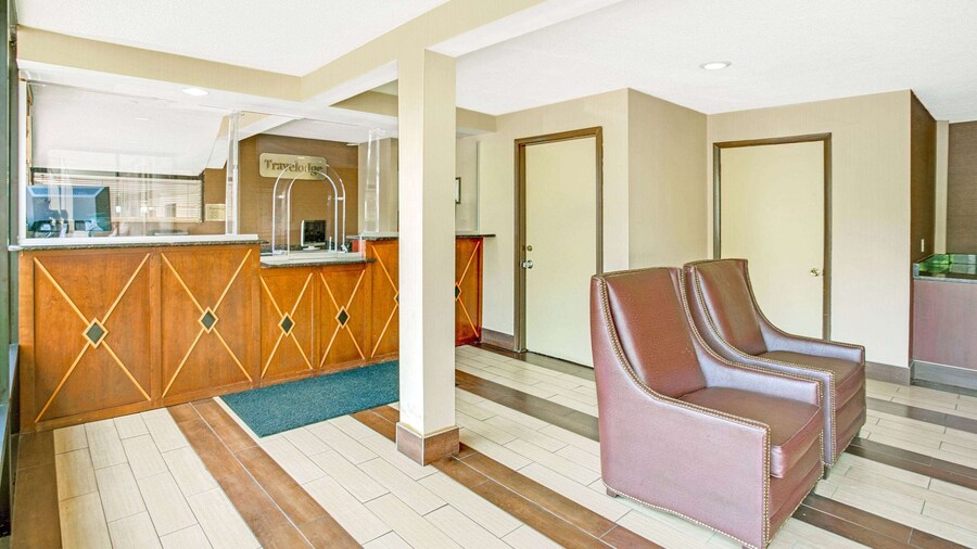 Travelodge by Wyndham Silver Spring