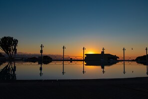 Seasonal outdoor pool, pool umbrellas, sun loungers