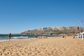 Private beach nearby, free beach shuttle, sun loungers, beach umbrellas - CDSHotels Terrasini - Città del Mare (Terrasini)