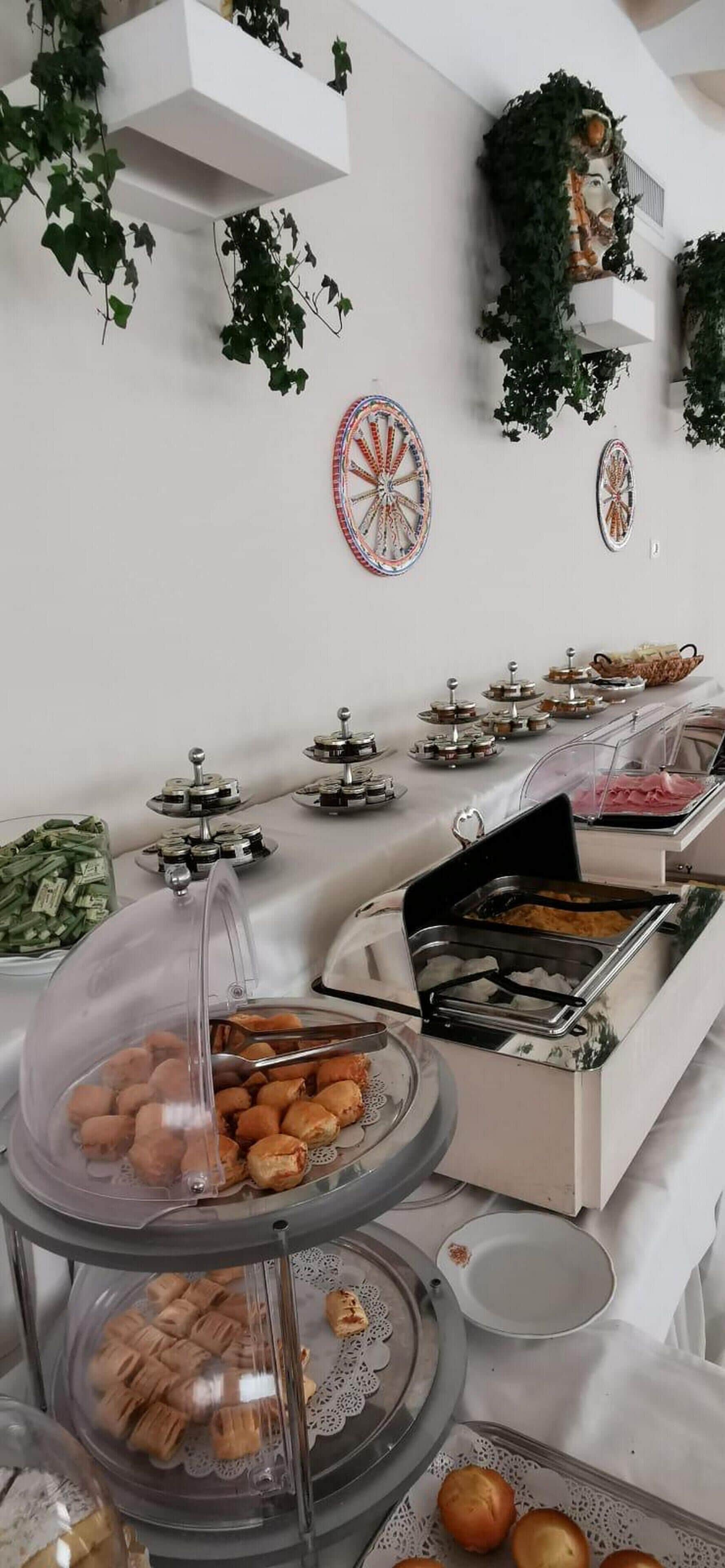 Desayuno completo incluido todos los días