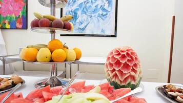 Desayuno buffet incluido todos los días