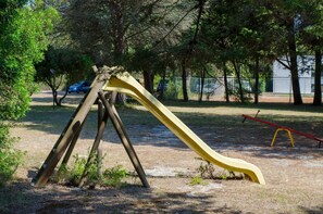 Außen-Kinderspielplatz