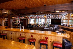 Bar (in der Unterkunft)