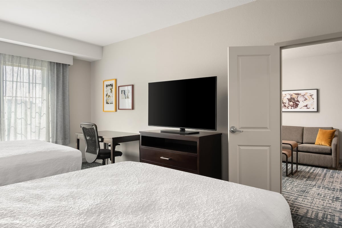 Suite, 2 Queen Beds