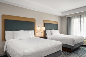 Suite, 2 Queen Beds