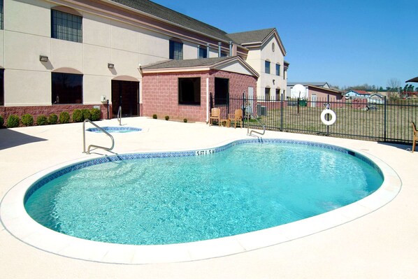 Seasonal outdoor pool