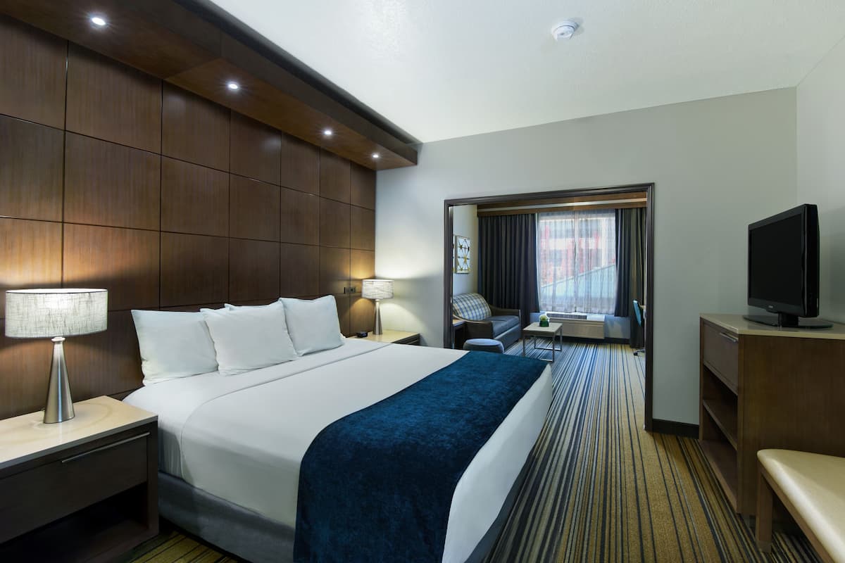 1 cama de matrimonio grande | 1 habitación, ropa de cama de alta calidad y escritorio