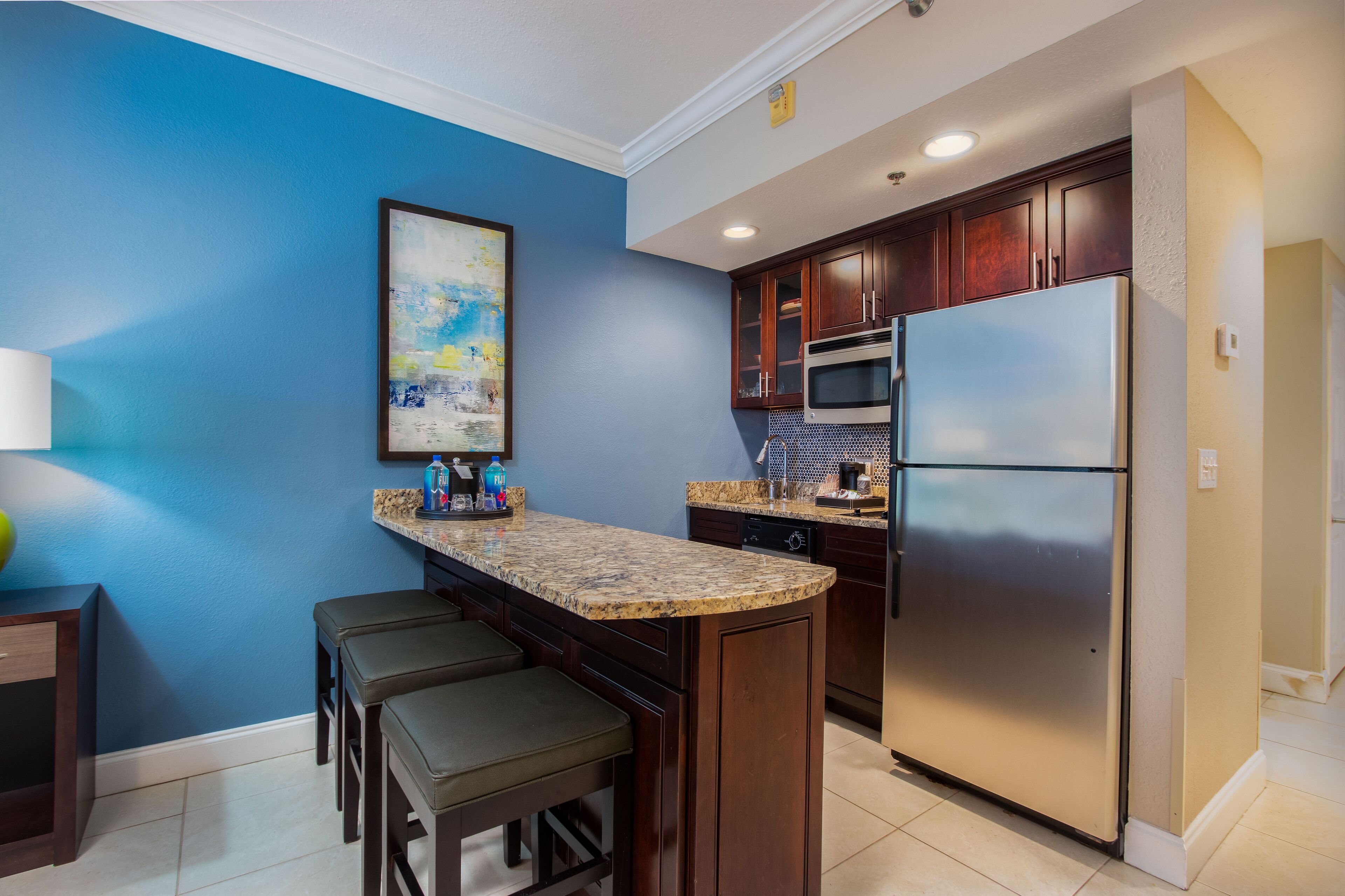 studio, 2 queen beds, balcony | private kitchenette | mini-fridge, microwave, coffee/tea maker