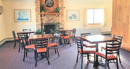 AmeriVu Inn & Suites - Avon