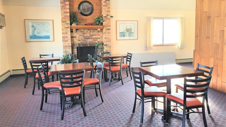 AmeriVu Inn & Suites - Avon