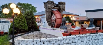 Woodland Inn