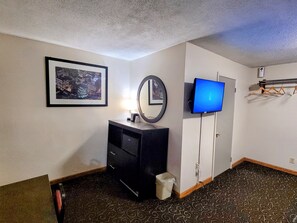 Standard Double Room, 2 Queen Beds | Desk, free WiFi, bed sheets